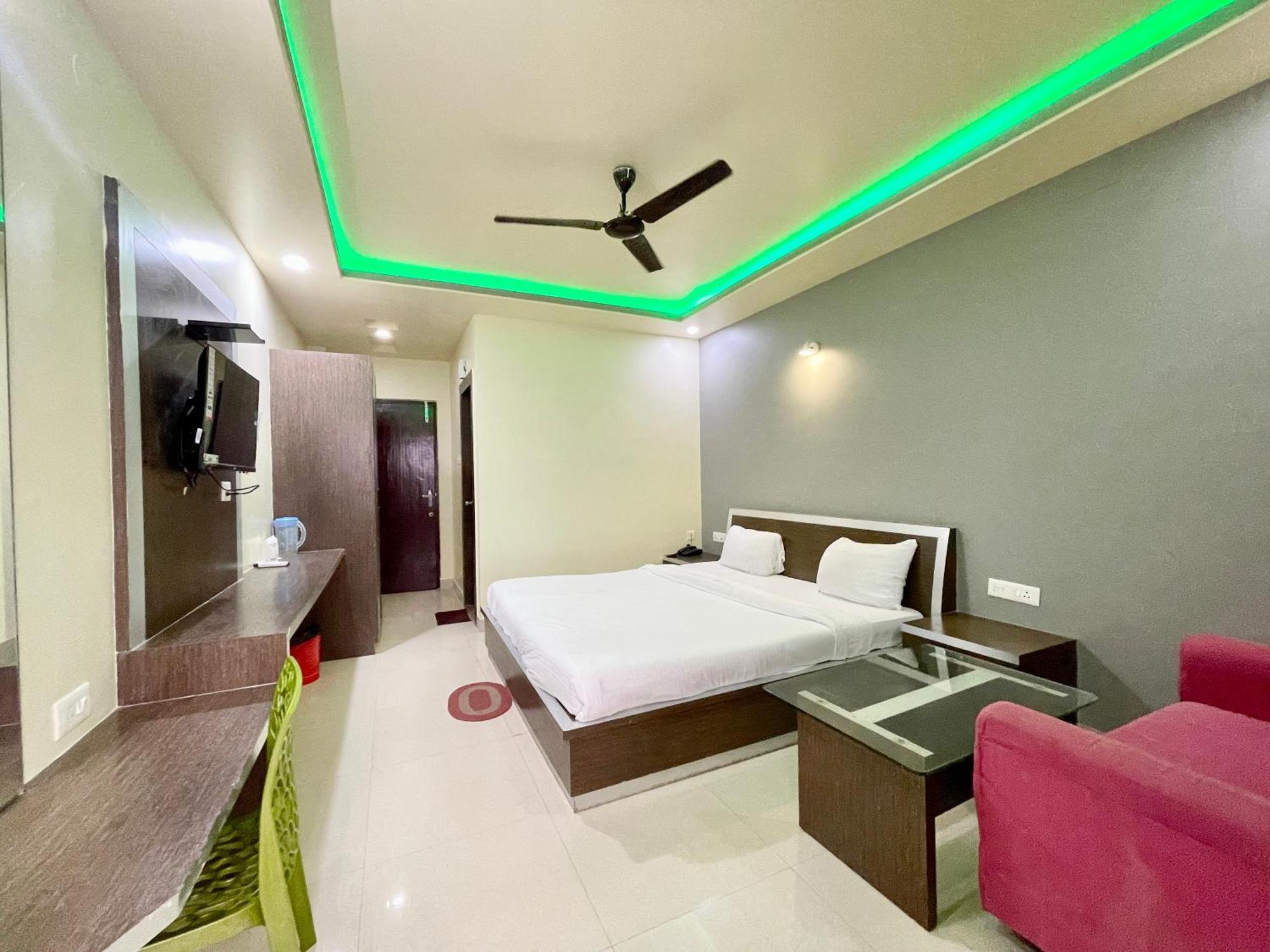 Hotel Close