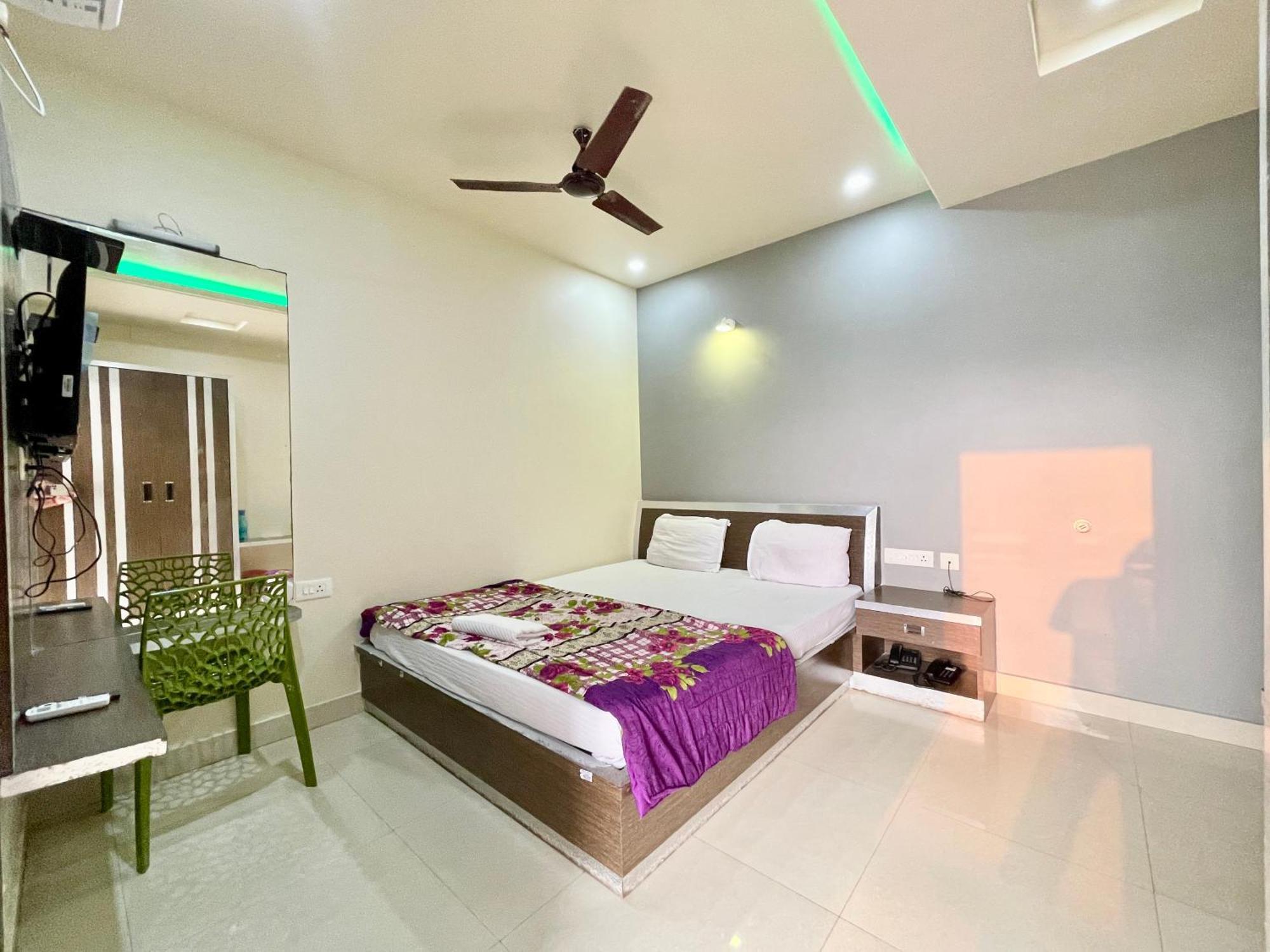 Close Hotel Puri